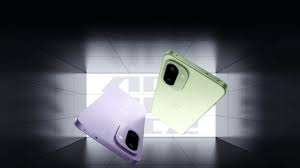 OnePlus 15T Turbo Hands-On: 165Hz OLED Magic Tested